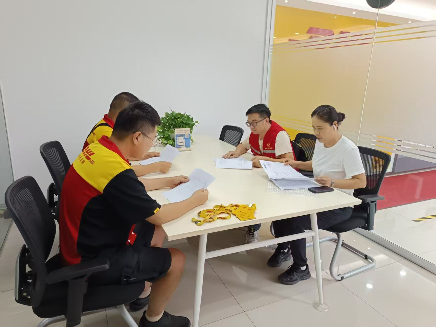 fe7bad952f0e3b4ae373cbdea96e32d