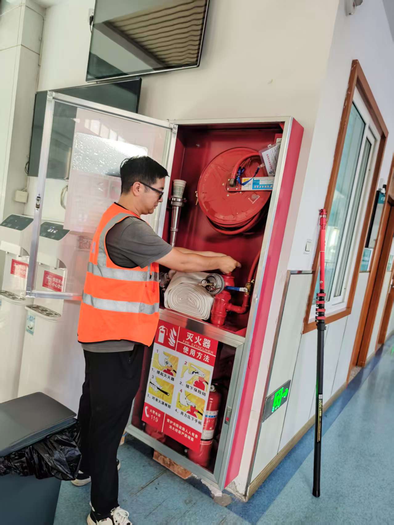 8f89c4f4a8f227654d14f38e20e66bc