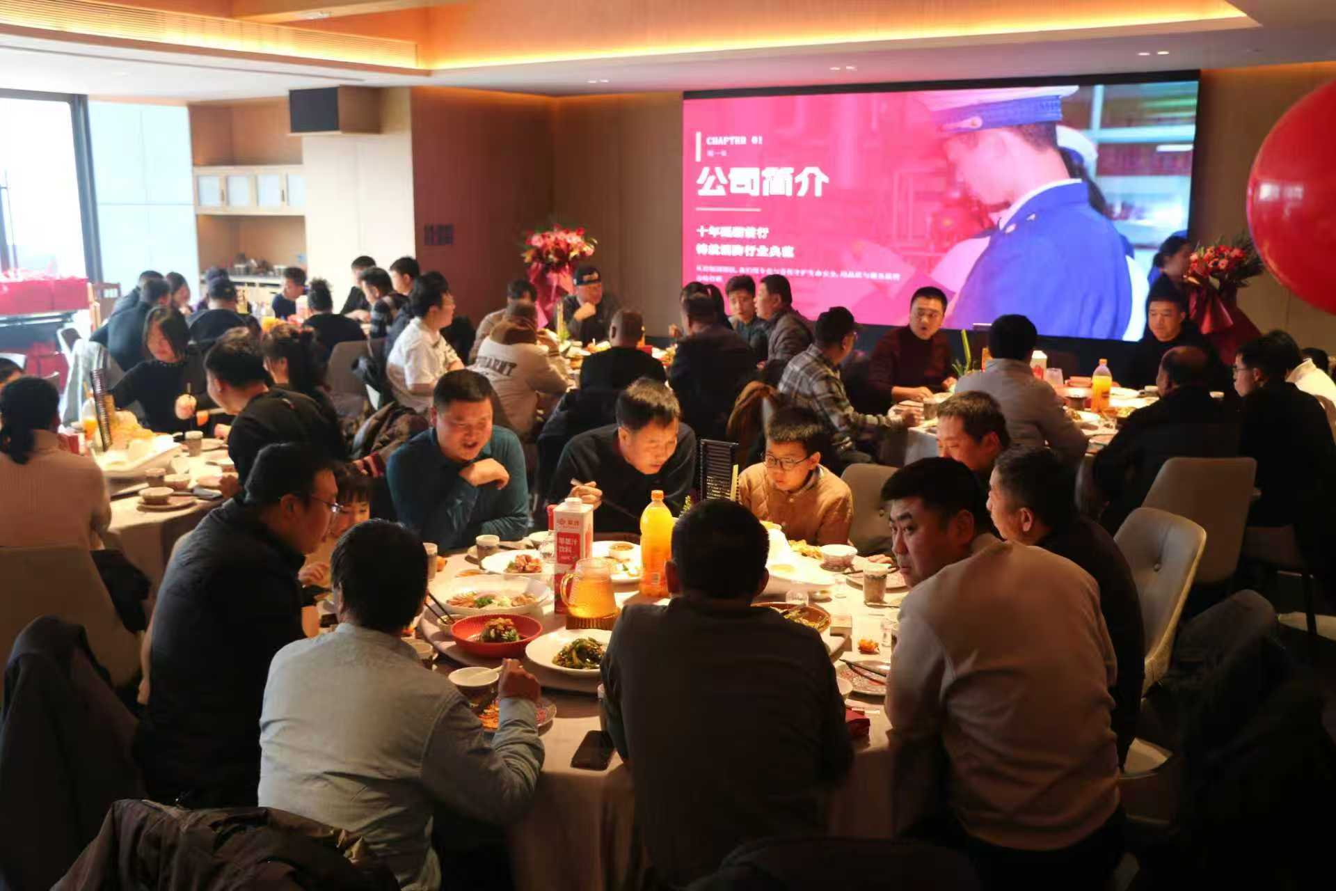 6c8bbd0c284bb42ef8734e55679572b